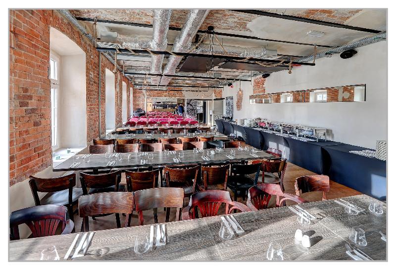 Koszary Arche Hotel Góra Kalwaria Εξωτερικό φωτογραφία