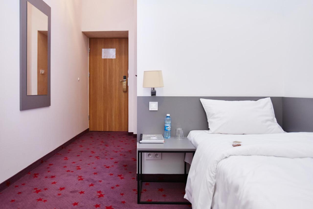 Koszary Arche Hotel Góra Kalwaria Εξωτερικό φωτογραφία