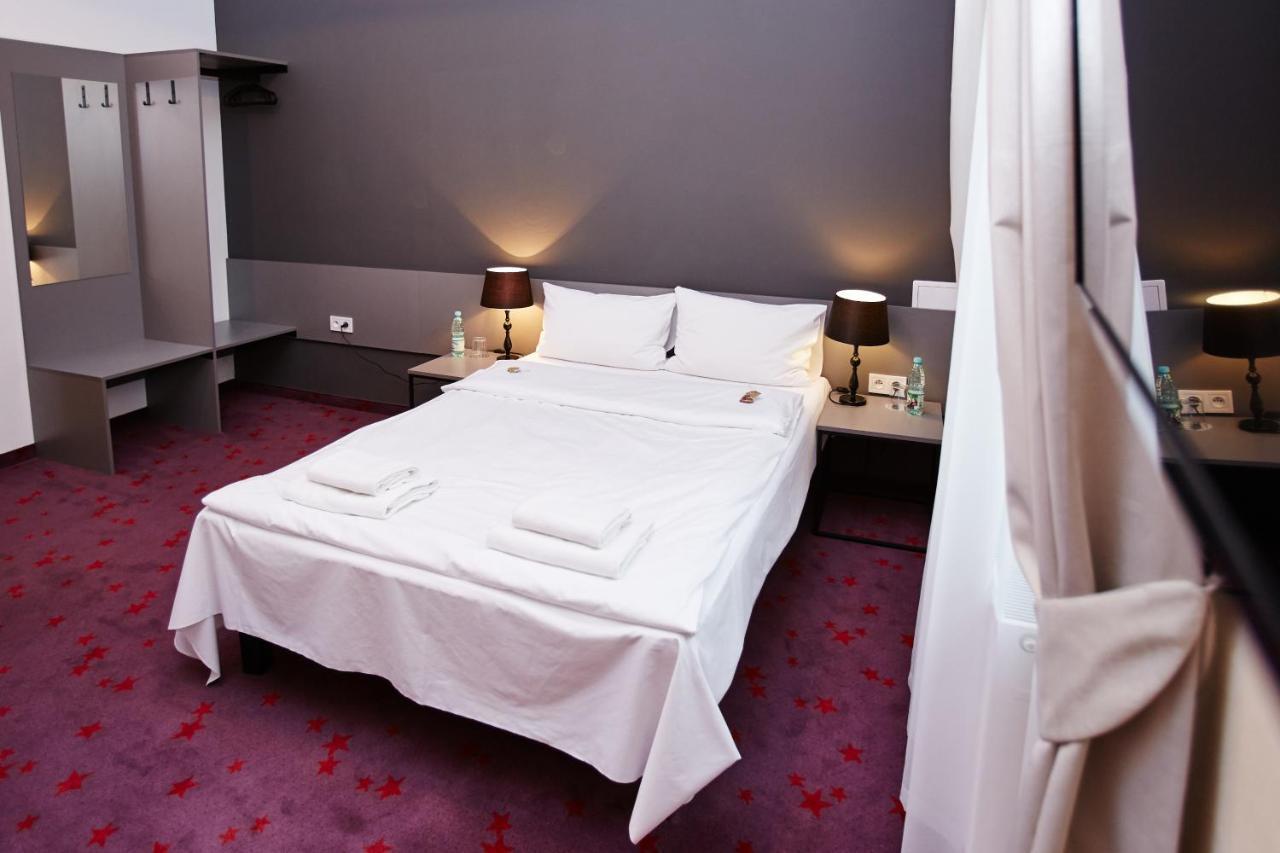 Koszary Arche Hotel Góra Kalwaria Εξωτερικό φωτογραφία